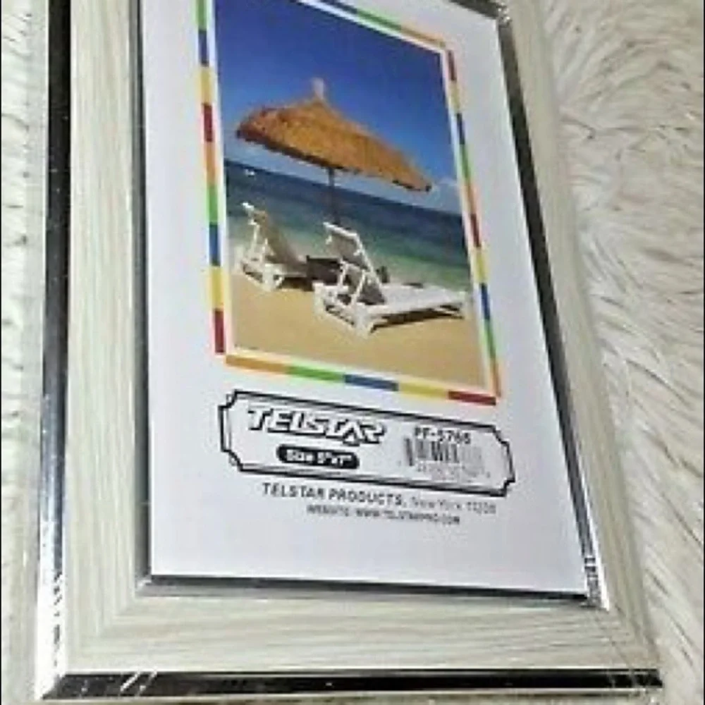 🛍Faux Wood Grain & Silver Faced Picture Frame-5X7